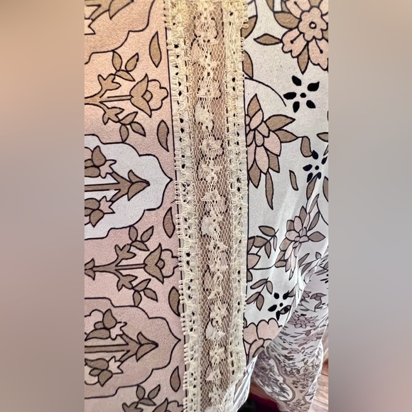 Missook Dress, beautiful details, move from office to evening, Large, cream& tan - Picture 5 of 5